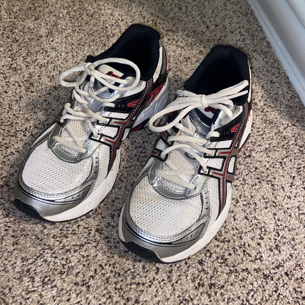 Women’s ASICS